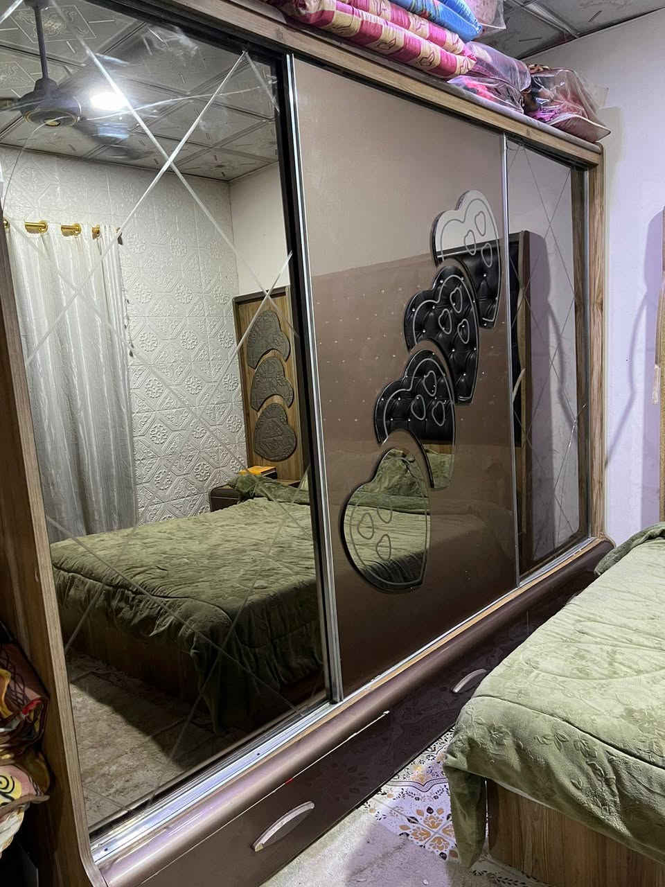 سلام عليكم غرفه تركيه للبيع 11قطعه ملاحضه مكلف بنشر راقم راعيه (***********)سعر 750بيه مجال
