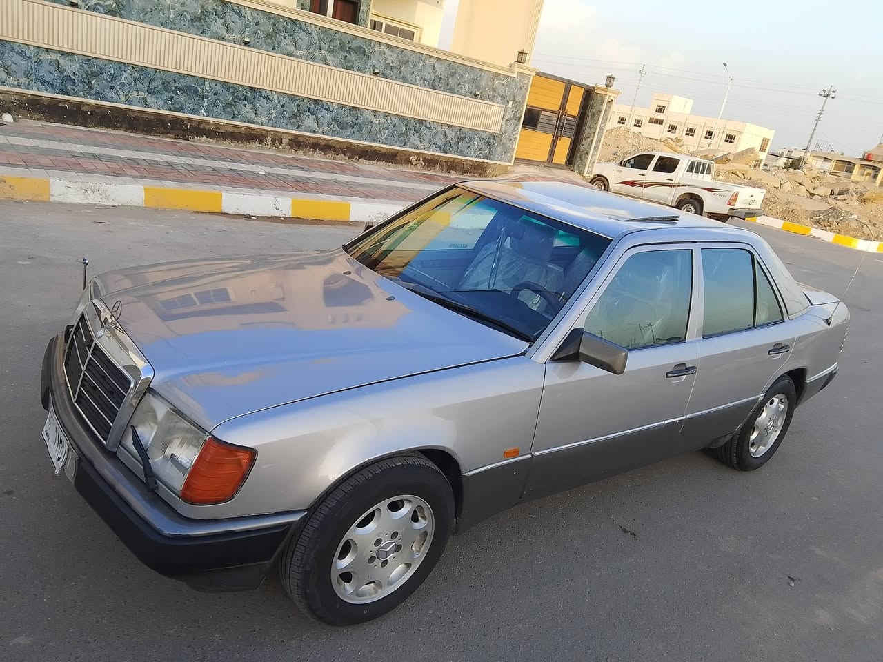 سلام عليكم للبيع او مراوس مارسدس دب مديل 1992 رقم بغداد صدامي راعيها يمي بناصريه تحويل ثاني يوم مكينه وكير 3000 ففتي فيشه وبطل مكينه وكير جدد وتبريد ثلج سياره جاهزة ترايك وين ماتريد سياره/// بيها كصه قماره ابيع هل موجود اتعهد تحويل فقط بصمه مالي علاقه بكلشي//// السعر 37 وبيه مجال مكاني ناصريه مركز شراي يتصل وهاذه رقمي واتساب موجود ***********
