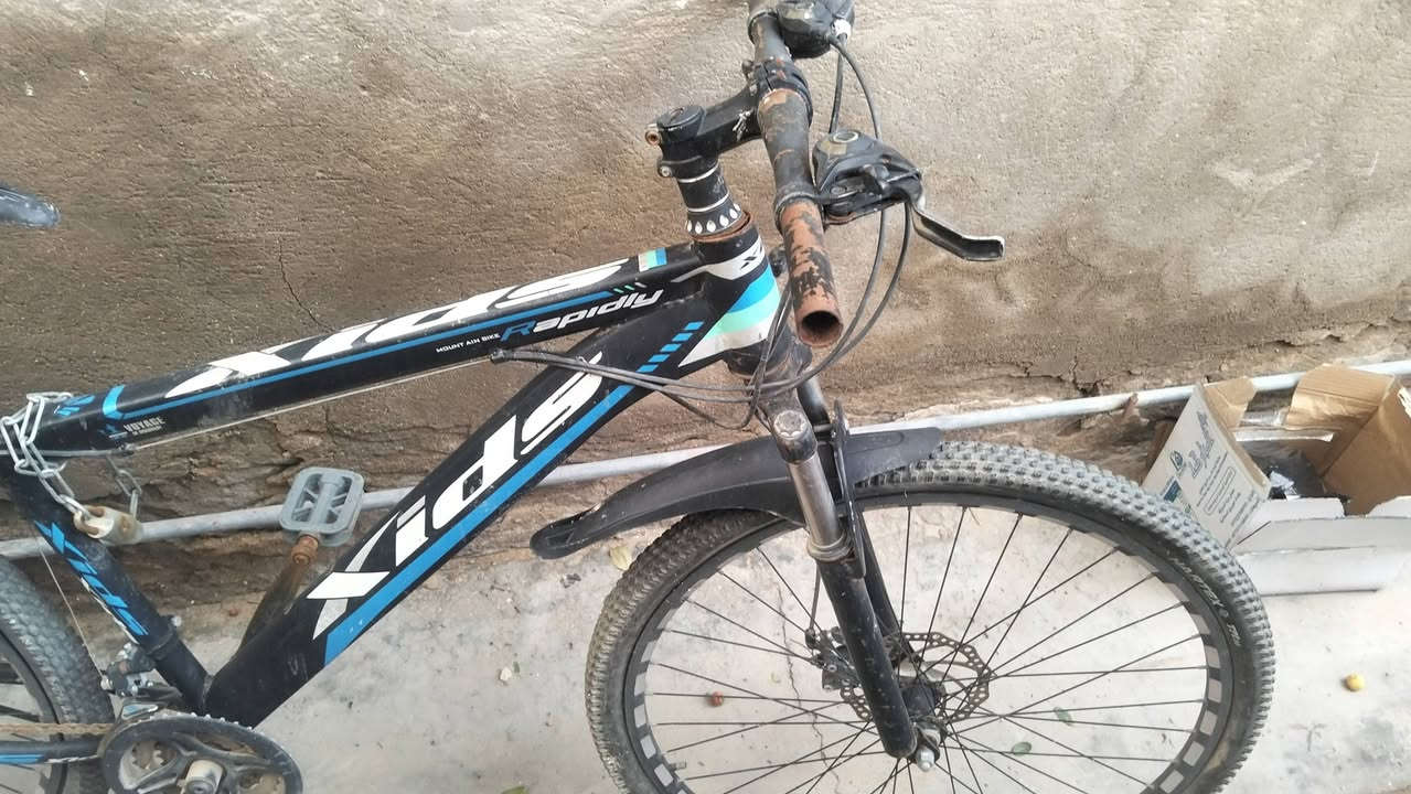 سلام عليكم بايسكل للبيع متروك صار شهرين بي كم شغله نقص السعر خاص


**إذا كنت صاحب هذا الإعلان وتريد حذفه لأي سبب، رجاءا أرسل رسالة إلى الدعم الفني**