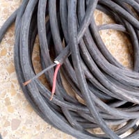 كيبل للبيع  2×10  تركي طول ٣٢متر بغداد البلديات  الاتصال  07712978489