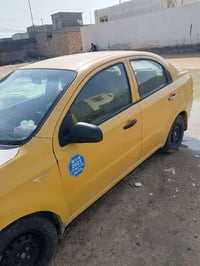 افيو للبيع موديل 2010 مكينه وكير شرط حداديه كهربائيات كلهه شغاله مداور...