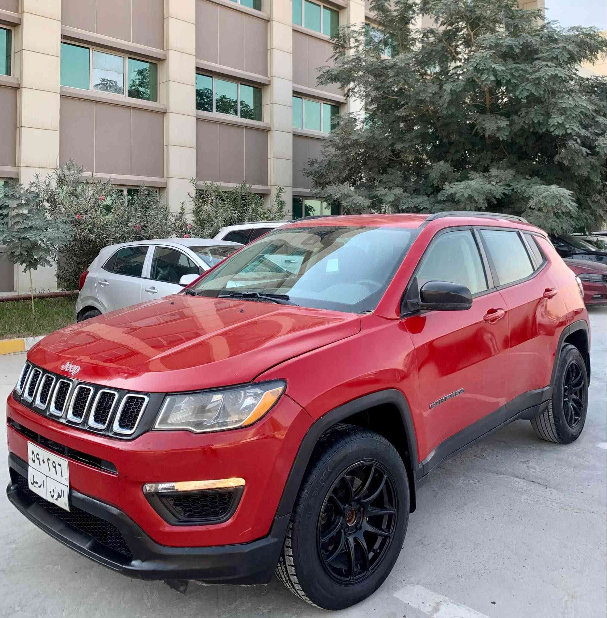 جيب كومباس 2018 ضرره موضح بصور الحادث تبديل جاملغ مع صبغ قطعتين بصفحة السائق مع شرط كفالة الشواصي والبجم 
السعر / 118 وبيه مجال بسيط (بدون مراوس )
 رقم اربيل شرط تحويل او وكالة 
مواصفات معروفة 
بصمة تشغيل
كامرة و شاشة 
كراسي جلد
محرك 2.4 دوش بانزين عادي 
قطعتين تبريد ثلج
ويل كروم
 المكان / الحلة  
رقم تلفون / ‭ ‭***********‬ حلة, بابل
