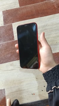 آيفون ١١ • ١٢٨ • بطاريه ٨٧٪