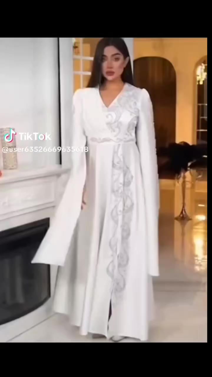 بنات عندي هذا قفطان عقدي لبسته مره وحده فقط ساعه جديد بعده قياسه ٤٠
والسعر ٣٥ والشال هديه


**إذا كنت صاحب هذا الإعلان وتريد حذفه لأي سبب، رجاءا أرسل رسالة إلى الدعم الفني**