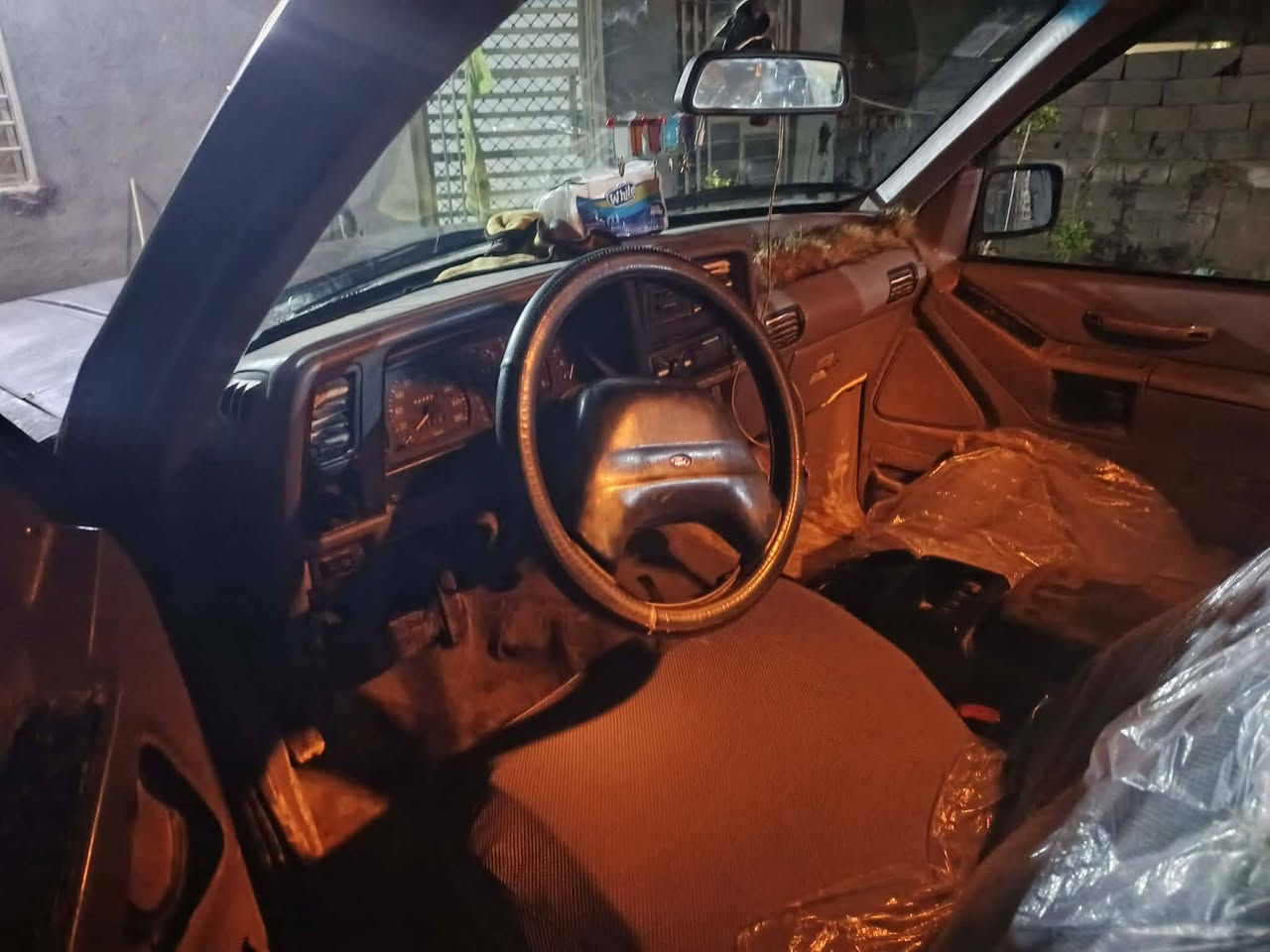 سـلام عـلـيـكـم
مـطـلـوب مـراوس بـس سـيـاره عـاليـه او للبـيع 

سـيـاره فـورد امـريكي مـوديـل 94

رقـم بـغـداد نـكلـيزي تـحويـل ثـانـي يـوم

السـيـاره مـحـوره مـكيـنـه وكـ.ـيـر ثنين ونص

 حـداديـه 100/75 كهربائيات كلهه شغاله

دواخـلـه جـديـد لاخـيـاس ولاكـص تـايـرات 100/80

السـيـاره جـديـد نـقـصـه بـس صـبـغ

الشراي مو تعليق او المراوس هم مو تعليق 

الـتـفاصـيـل عـلـى هـاذا الـرقـم ***********

بـي واتـسـاب 📞📞

مـكـان الـسـيـاره واسـط قـضـاء الـصـويـره
