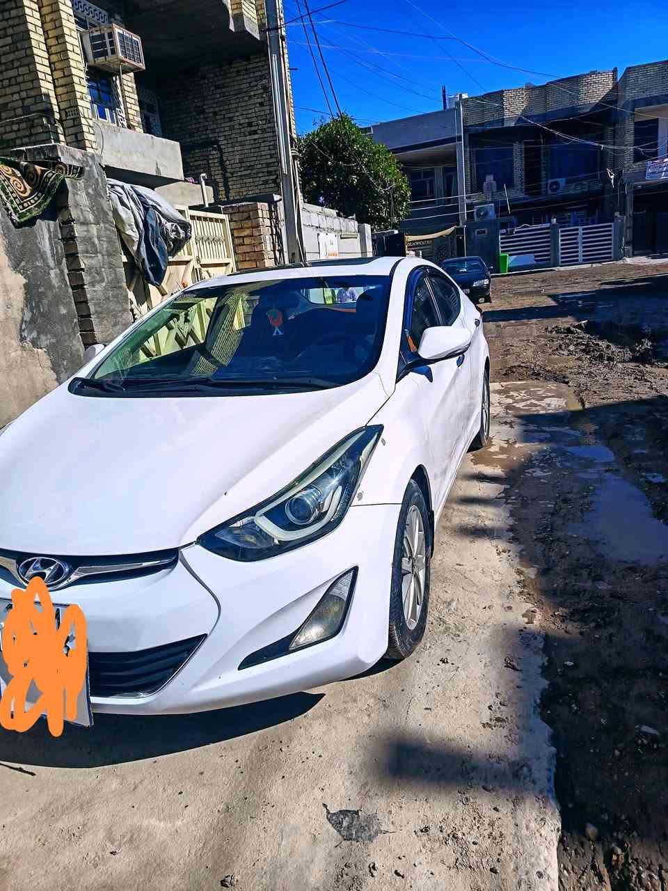 سلام عليكم النتره 15 خليجي لبيع سياره مكفوله من صبغ بيه بس بارد باب سايق بيه شويه تكشير مكان سياره ابو غريب سعر 128بيه مجال ***********
