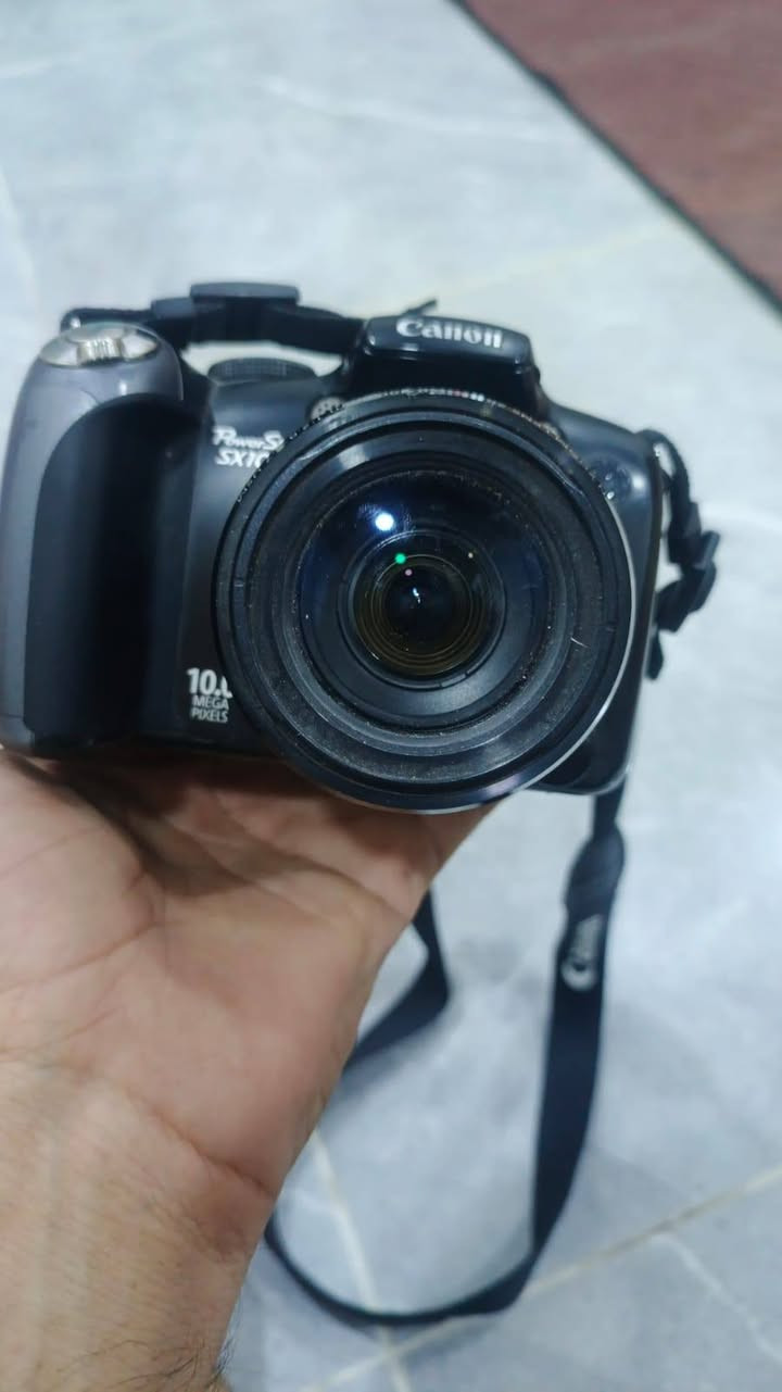 كامرة شغالة مابيهة شي اسمهة كانون تشتغل عل باتريات وبايتريات حالين مابيهة باتريات خربانا عنوان جزيرة ورة محطة بانزين الاولة سعرهة 150وبيهة مجال


**إذا كنت صاحب هذا الإعلان وتريد حذفه لأي سبب، رجاءا أرسل رسالة إلى الدعم الفني**