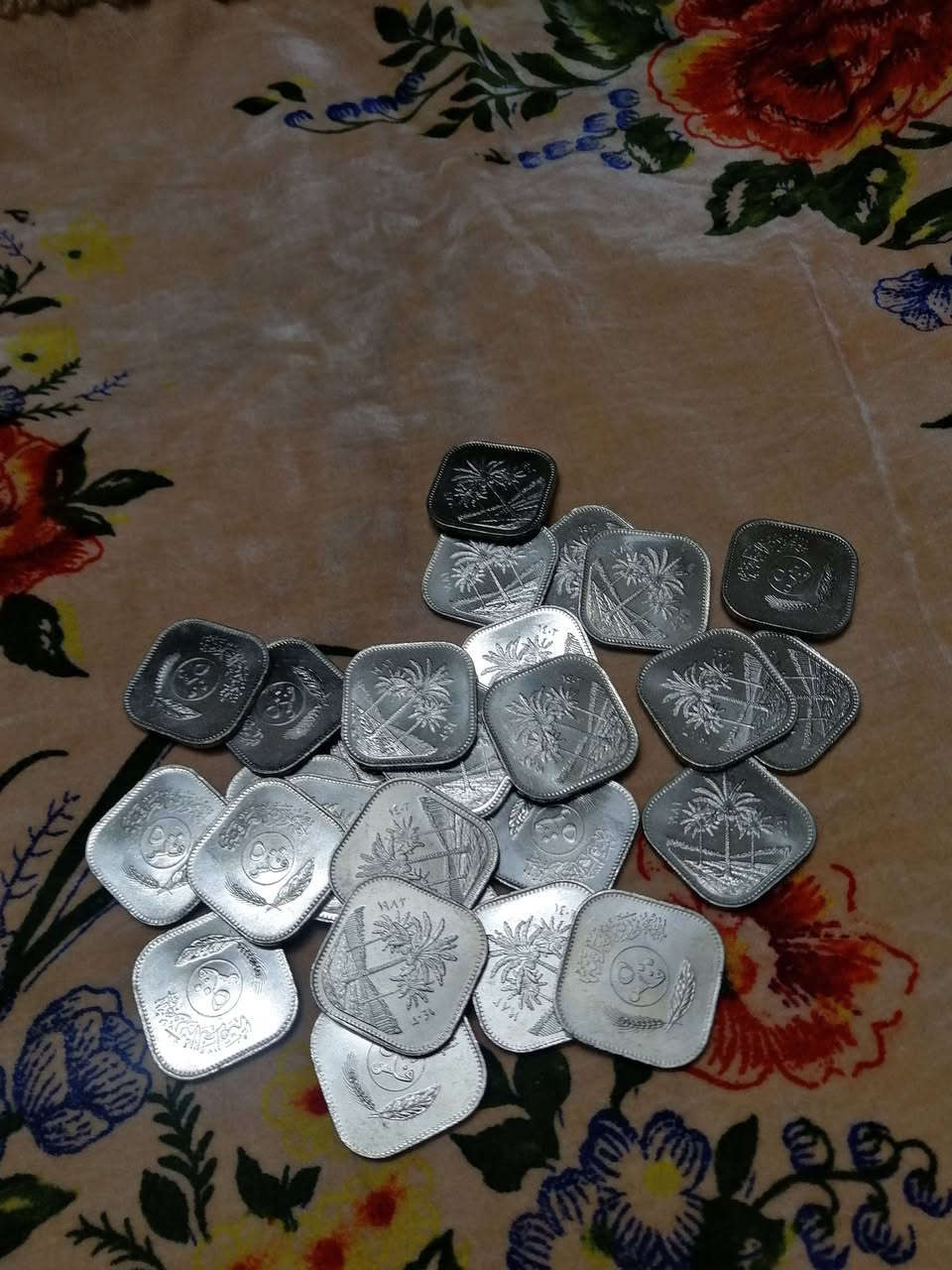 نصف دينار. 500 فلس غير مستخدم شرط من كيس البنك سعر القطعة 750 سعر نهائي
ال 20 قطعه ب 15 الف
توصيل لكل المحافظات 5000


**إذا كنت صاحب هذا الإعلان وتريد حذفه لأي سبب، رجاءا أرسل رسالة إلى الدعم الفني**