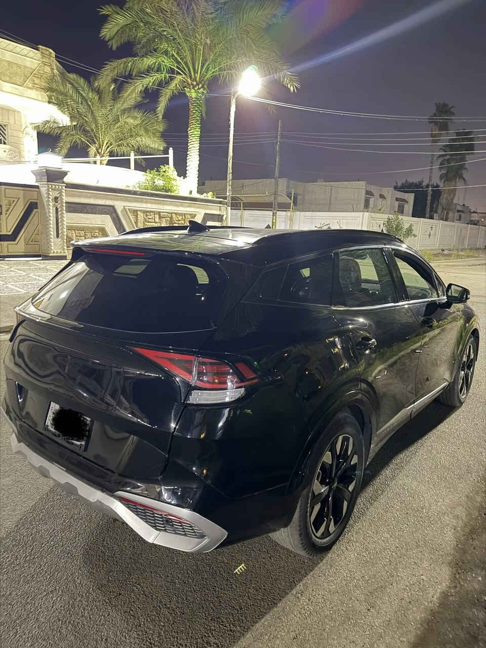 سبورتج 2023 اكس اس برستيج رقم بغداد الجديد بأسمي
وارد امريكي وصور الحادث مرفقة صبغ قطعتين بدون دواخل 

المواصفات : بصمة / بانوراما / جنطة كهرباء / 6 كامرات / خزن ميموري بلكشن/ تشغيل عن بعد / شاشة ديجتال / جلد / كراسي كهرباء / تدفئة كشنات تبريد كشنات وتدفئة ستيرن / اطفاء ذاتي / شاحن وايرليس / هندبريك دكمة / حساسات / قطعتين تبريد / مود درايف / LED امامي وخلفي / محرك 2500 / مانع انحدار /  اوتو هولد / مانع انزلاق / رادار امامي / رادار جانبي وخلفي 
ماشيه 50 
 السياره فول واحد على واحد ومعروفة مواصفات البرستيج
السعر ١٩٥ قابل للتفاوض
للتواصل والاستفسار :***********
