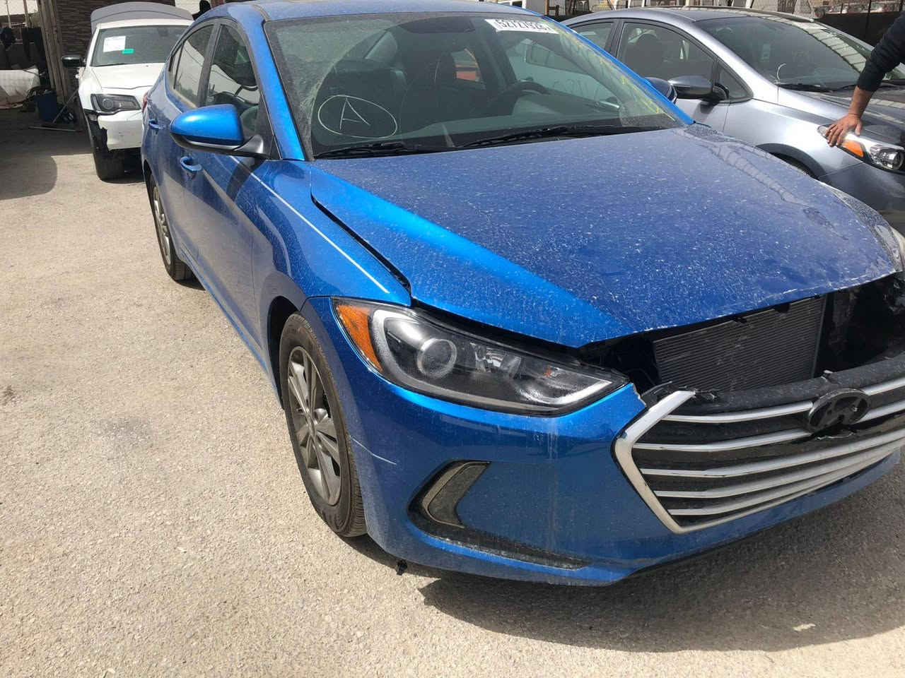 السلام عليكم النترا 2018 بغداد بااسمي وارد امريكي الحادث موضح كدامكم السياره ليبل واحد ماعده قطعه مبدله البنيد فقط ماشيه 148 
﻿الدعاميه الاماميه بيها كسر ومصلح فايبر كلاس كما موضح بالصوره
﻿محرك 2000
بصمه
﻿فتحه
كشنات تدفئه
﻿تبريد منضومه جديده ثلج 
﻿تخم تاير جديد
﻿كشنات جلد عمل + ارضيهةمدوشمه
﻿كشنات جلد عمل + ارضيه مدوشمه
ويل اسود 
﻿السعر 125 ورقه وبيها مجال عنواني مجمع بسمايه السكني
***********
