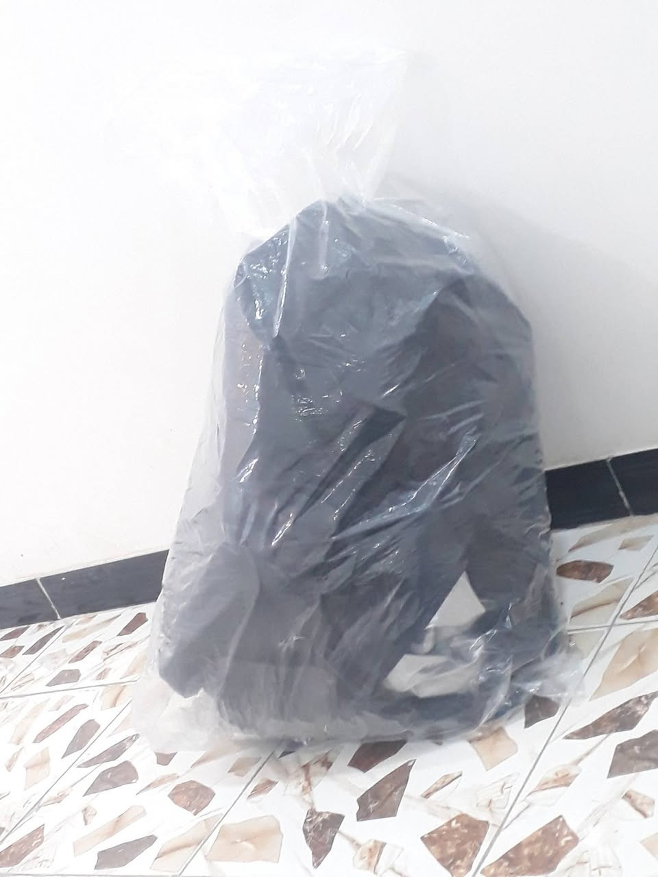 بعت  سيارتي  وبقه  الجادر  مستعمل  قليل  (  صيفي   عازل  للحرارة )  السعر ٢٠  الف  والتوصيل  ٥  
علما  اني  مشترية  ٤٥  الف


**إذا كنت صاحب هذا الإعلان وتريد حذفه لأي سبب، رجاءا أرسل رسالة إلى الدعم الفني**