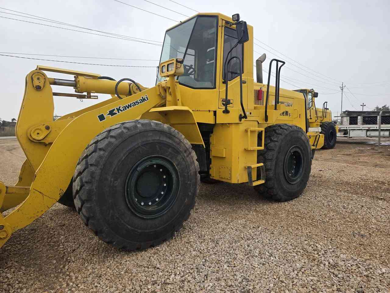 شفل كاوسكي 
حجم 80
موديل ٢٠٠٦
دخول جديد
محرك كمنز بم ونوزل
لاستفسار لاتصال على الرقم
***********
العنوان بابل جبله طريق صويره
