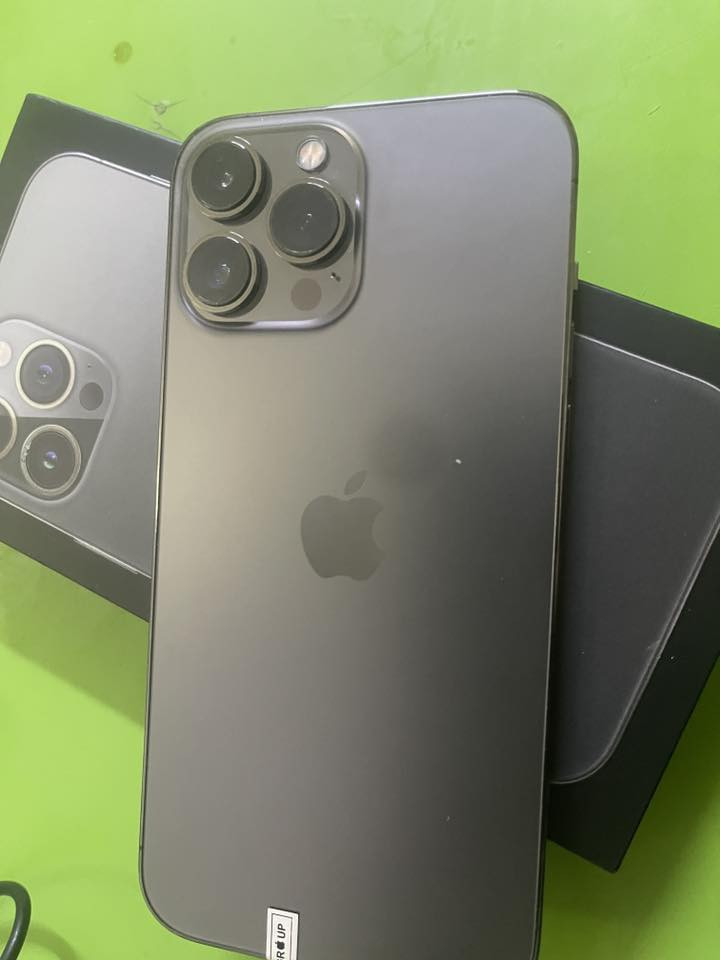 � للبيع: آيفون 13 برو ماكس
🔋 البطارية: 84٪
💾 الذاكرة: 256 GB
💧 Waterproof (جهاز مقاوم للماء)
🛡️ مكفول + كفالة عامة
🔥 سعر نار

📞 للتواصل:
📱 ***********
✉️ مراسلة أو اتصال
