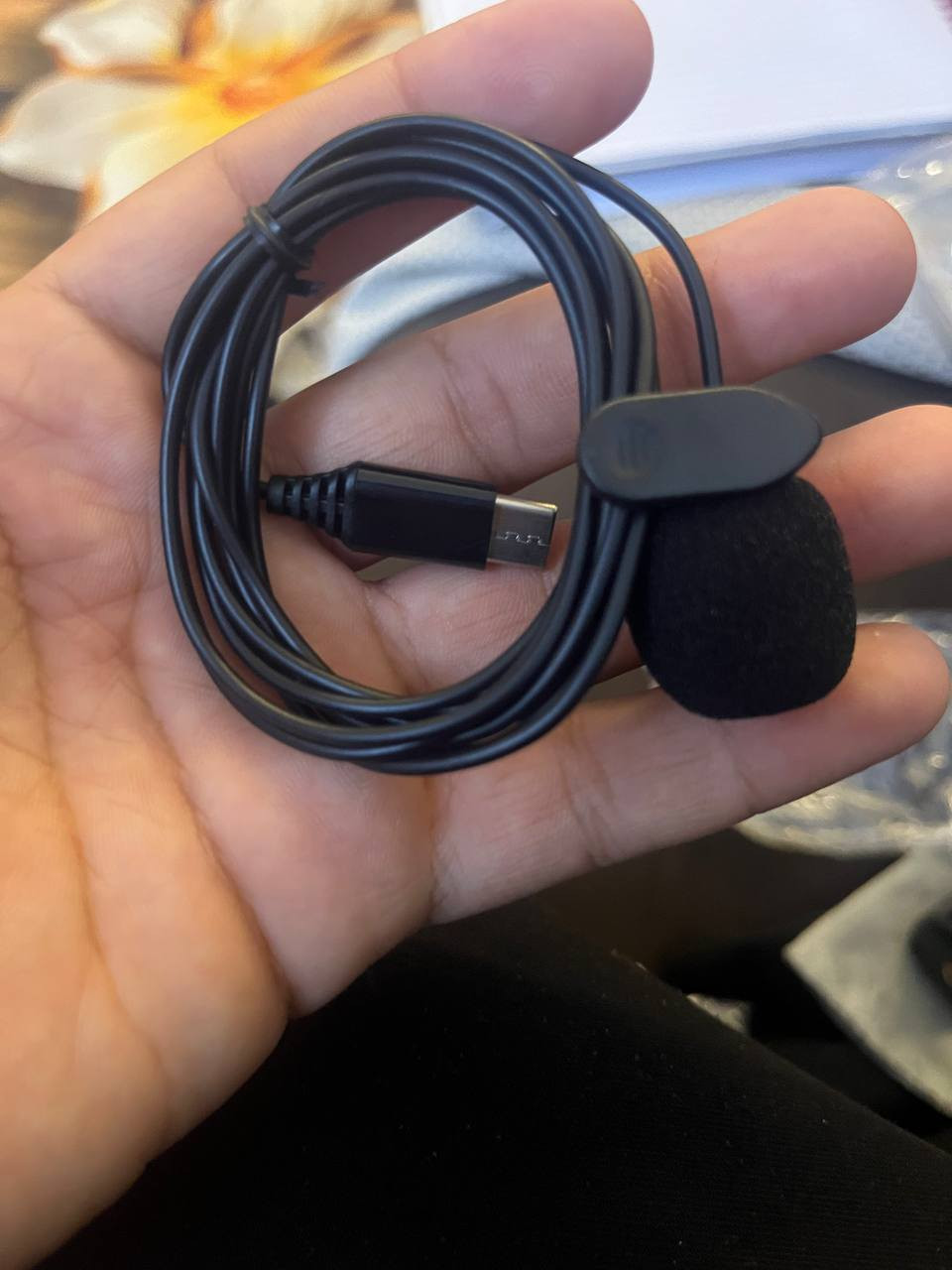 سلام عليكم 
كامره تصوير فيديوهات 4k اضافه لتصوير الصور...جوده رهيبه تجي هي وشغلاتها كامله تنربط عبر الانترنيت من جهازك وتنربط ايضا رام كامره لگطه وتخبل السعر 50 الف قفل  والتوصيل مجاني


**إذا كنت صاحب هذا الإعلان وتريد حذفه لأي سبب، رجاءا أرسل رسالة إلى الدعم الفني**