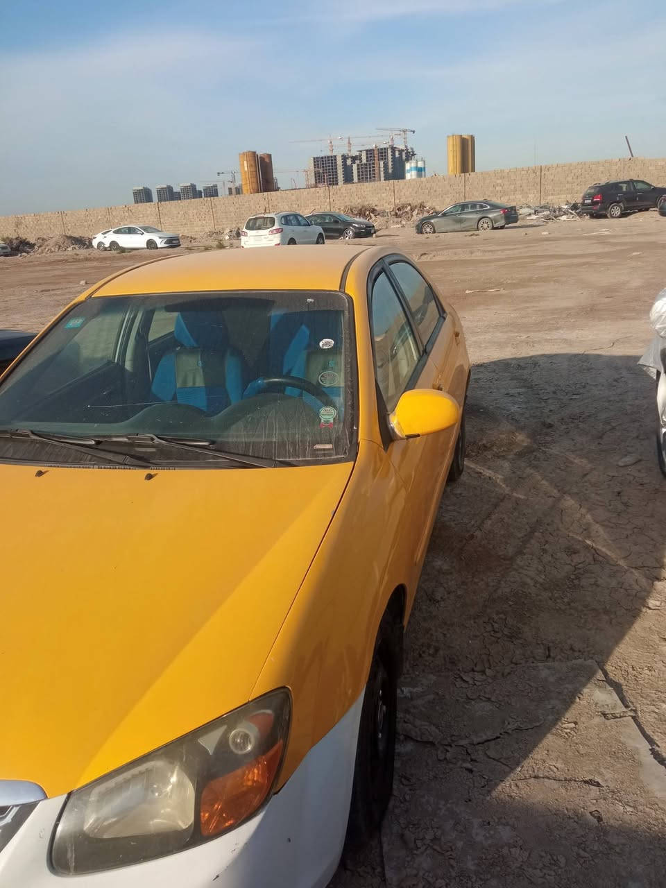 السلام عليكم عندي سبكترا 2009 صفراء سياره باسمي رقم بابل انكليزي بيع بسعر مناسب شراي يتصل ***********‏ حادث جاملغ خلفي بس
