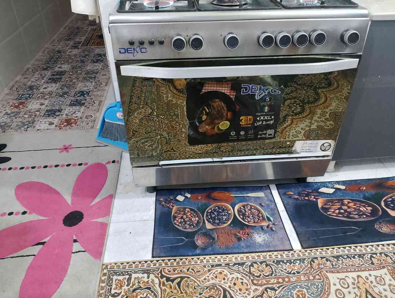 طباخ ديكو مصري خمس عيون وفرن فوك وجوة بحاله جيده السعر 350مجال بسيط ***********
