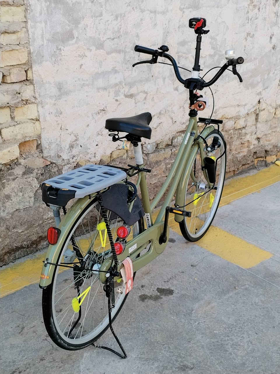 سلام عليكم باسكل للبيع فول نضافه سالي سبوع من منزله من كرار ابو النقش شخط ما بي شركة كلوف مديل 2018 الشراي خاص او نتصال عل رقم *********** مكان نجف كوفه يم جامع الحسان لون مميز
