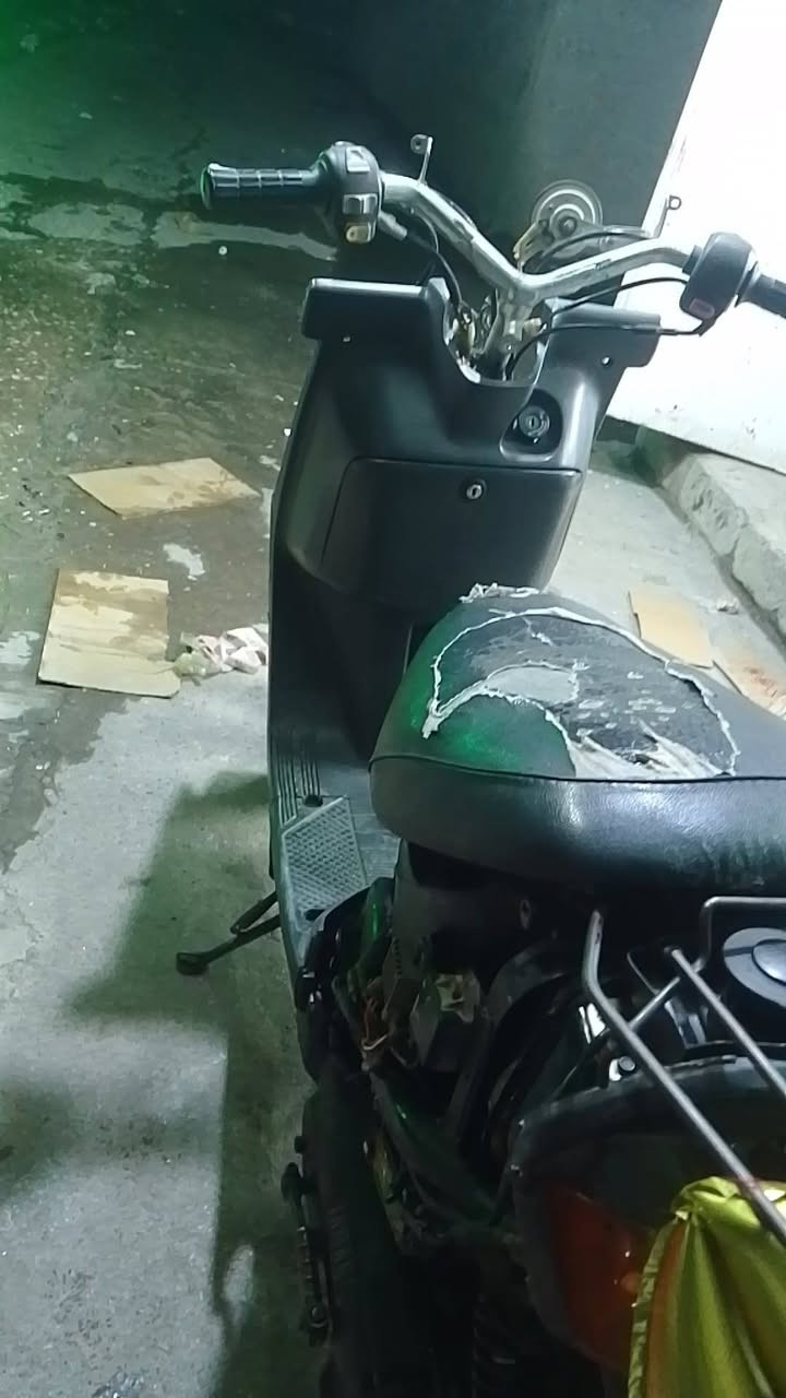 ماطور بزون للبيع وايرمنيه كلها شغاله سلف شغال السعر 160وبي مجال شي قليل


**إذا كنت صاحب هذا الإعلان وتريد حذفه لأي سبب، رجاءا أرسل رسالة إلى الدعم الفني**