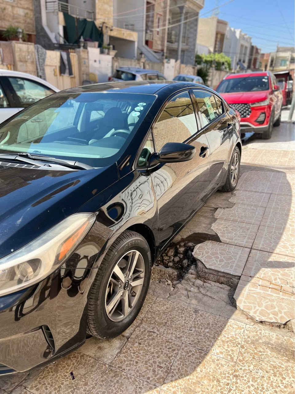 كيا فورتي ٢٠١٧. 

گیر و مەکینە تەبرید بەشەرت 

دوو دەرگای سبوغه بةبي ناوگرتن 

رقم و سنوي نوييه بەناوی خۆمە 

سعري فروشتن ١٠٨ كةميك مةجال. 

          *********** أربيل, العراق
