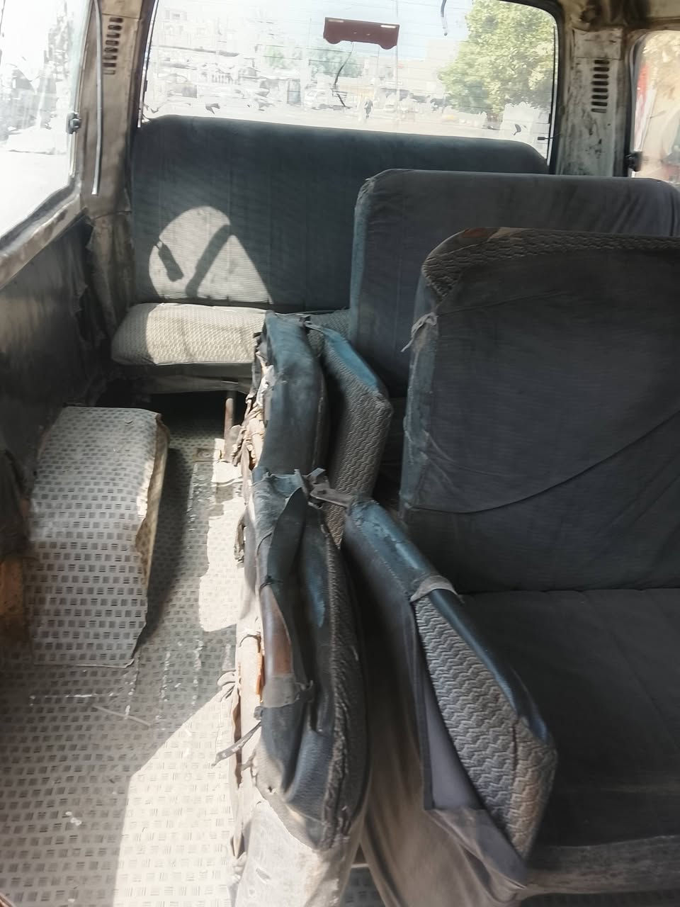 سلام عليكم هايسه موديل 93 رقم ديالى الماني مكينه كير اكسن بطه كير اوتماتيك العنوان  بغداد الدوره نهايت شارع 60 السعر 18 تريد تحويل تريد وكاله
***********
