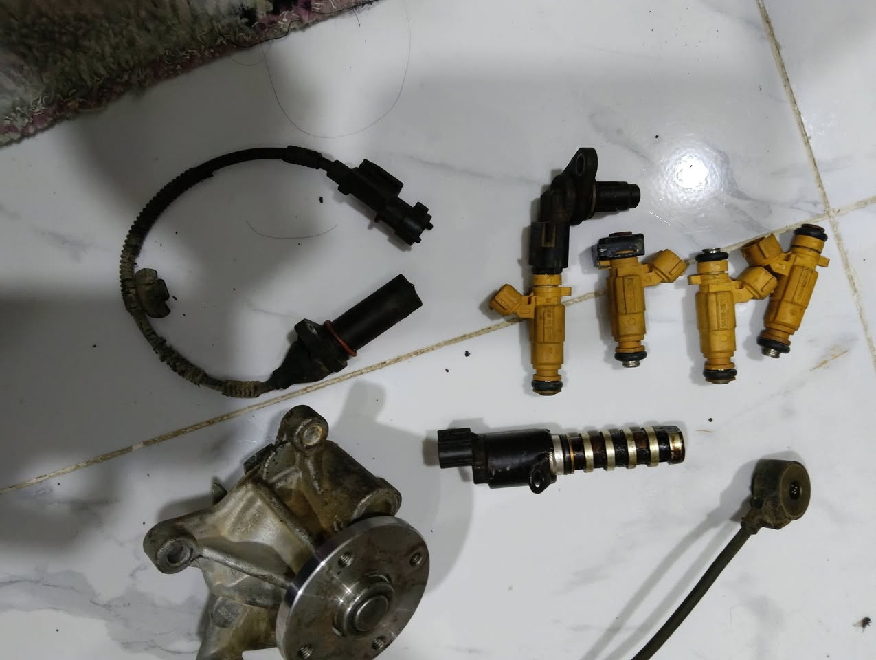 أدوات اكسنت سيراتو للبيع واتربم تخم نوزل حساسات قيم واخذ ***********
