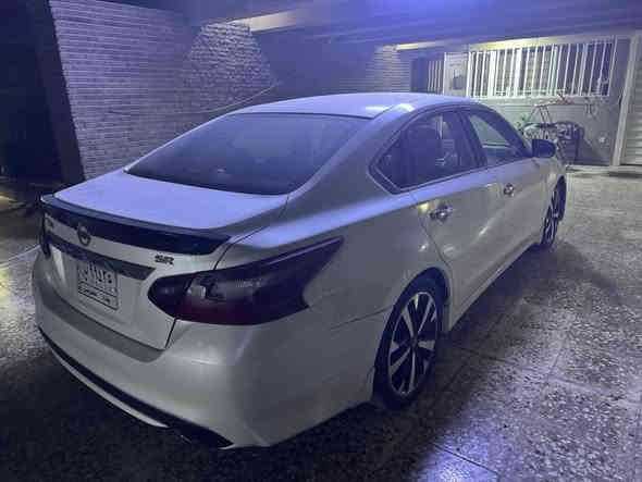 نيسان التما SR 2018

بدون حادث !!
بجم كبس صندوك كبس 

فول مواصفات عدا الفتحة 
بصمة، تشغيل عن بعد، كامرة خلفية ، مثبت سرعة ،   بصمة باب، تبريد ثلج 
محرك 2.5 صرفيات قليل 

سيارة نشطة كلش 
مابيها اي حادث سيارة جانت مشكلتها ميكانيكيّة من المزاد
وتم تصليحها
 بيها صبغ بدون قطرة معجون للجمالية فقط 

صور المزاد والسونار مرفقة بالمنشور 

سيارة نظيفة مابيها اي نقص مجرد طخات بسيطة وخدوش  مصورهن كلهن 

ماشية 105 الف

المكان بغداد حي الجامعة 

السعر 120$

بالخير على الياخذها

*********** للتواصل
