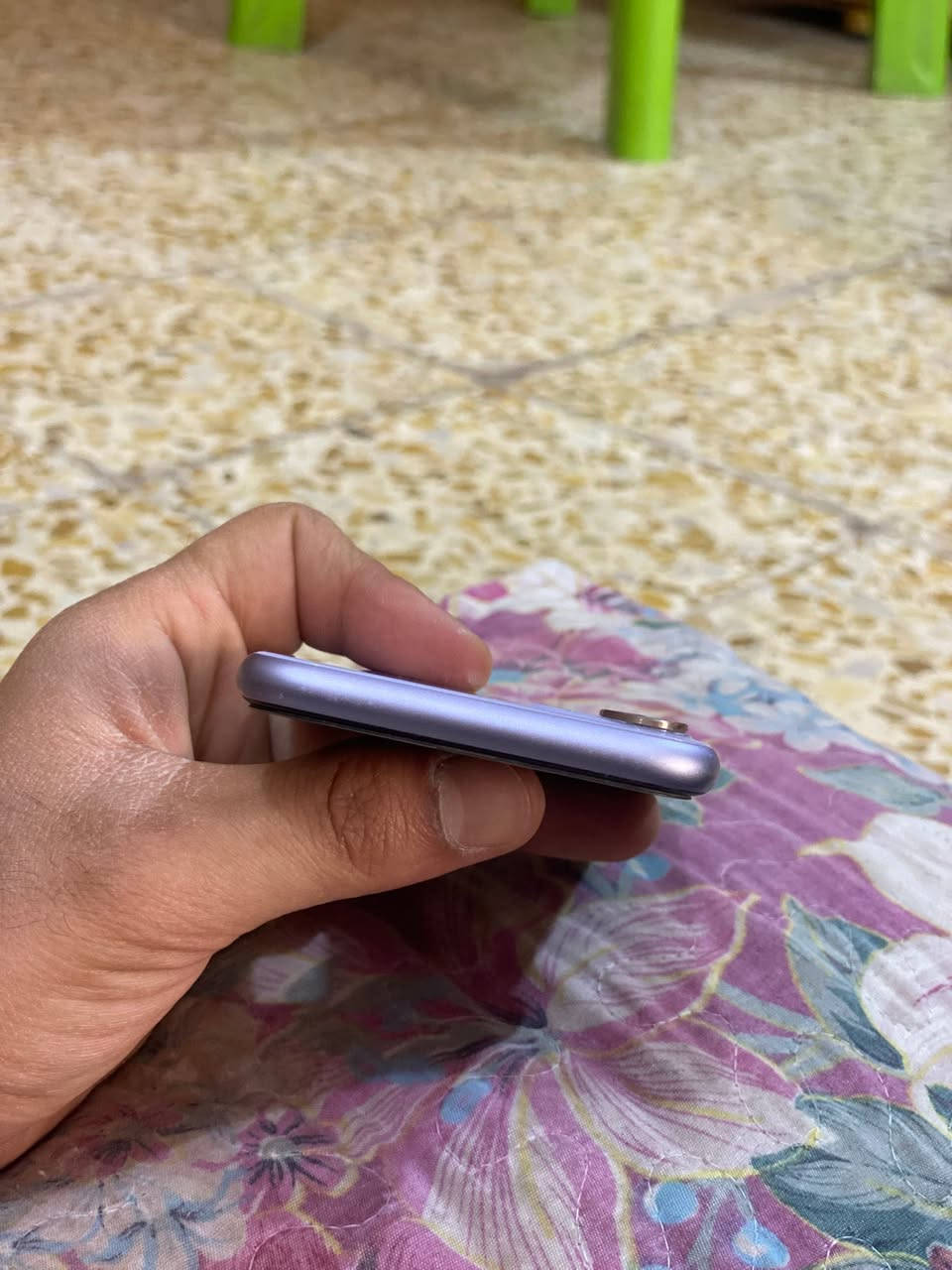 ايفون 11عادي جهاز بلادي مكفول من كل شيء الـله شاهد ما داخل صيانه تصليح مال جناي بطاريه ٧١  
مكان بابل / محاويل / حي الرسول 
***********
