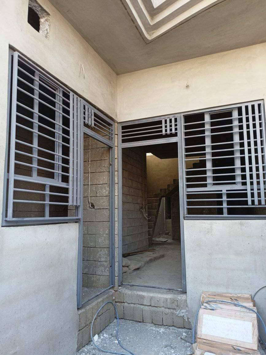 سعر البردا 30 مع النقل وصبغ الاساس والتركيب *********** وتساب
