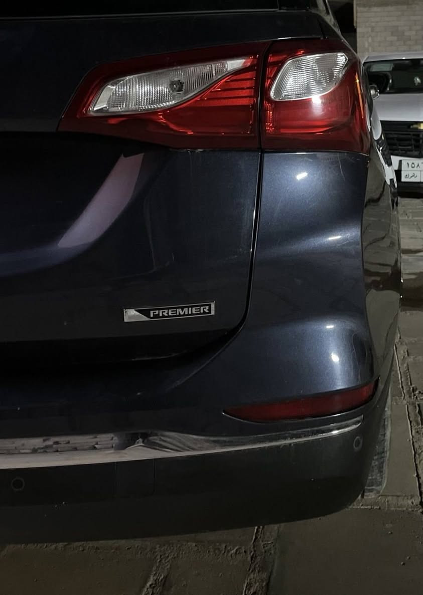 السلام عليكم 
ايكونوكس للبيع فقط 2018 بريمير رقم نينوى شرط التحويل كوبون بانزين
مواصفاتها 
*كاميرات 360 درجة
*رادار امامي 
*رادار جانبي 
*رادار خلفي 
*شاشه حجم كبير ابل كار بلي
*تدفئه تبريد مقاعد اماميه 
*هيتر كشن خلفي
*كشنات ميموري خزن 
*شاحن موبايل وايرليس
*سايد بريك بصمه
*مري قلاب 
*جنطه كهرباء 
*بصمه أبواب 
*كشنات جلد 
*هيتر ستيرن  
* لايت ليد
مكينه 1.5 تيربو 
السياره مكفوله من الصبغ والتبديل حادث بسيط الصور مرفقة بالمنشور محرك كير وضع شركة 
للاستفسار
***********
***********
