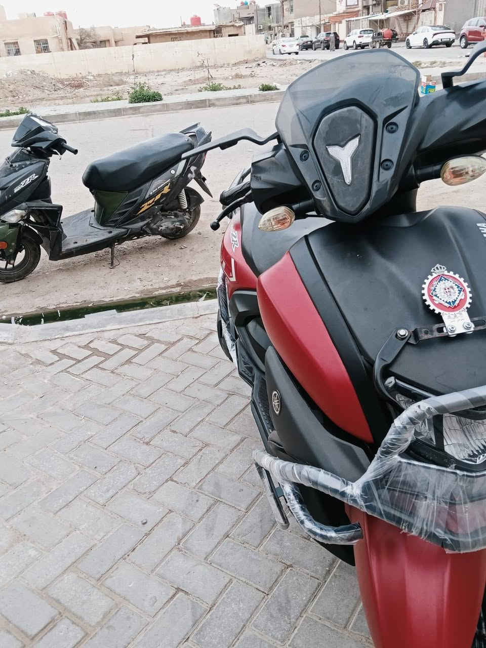 زت ار موديل 22 للبيع سعر مليون و650 وترهم بدون درع ونزل من سعره عنوان سماوه حيدريه شراي يتصل ***********
