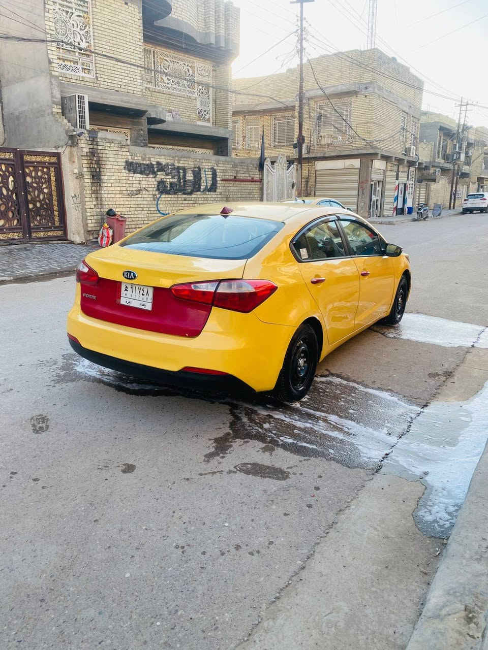 السلام عليكم كيا فورتي موديل 2015حادثها مرفق بل منشور السياره جديده و ماناقصها شي
رقم بغداد بسمي مصفره هيه و غرامات السياره جاهزه مال جناي 
منظومه غاز
مكان السياره بغداد رقم الهاتف *********** ملاحضه مكلف بل نشر
