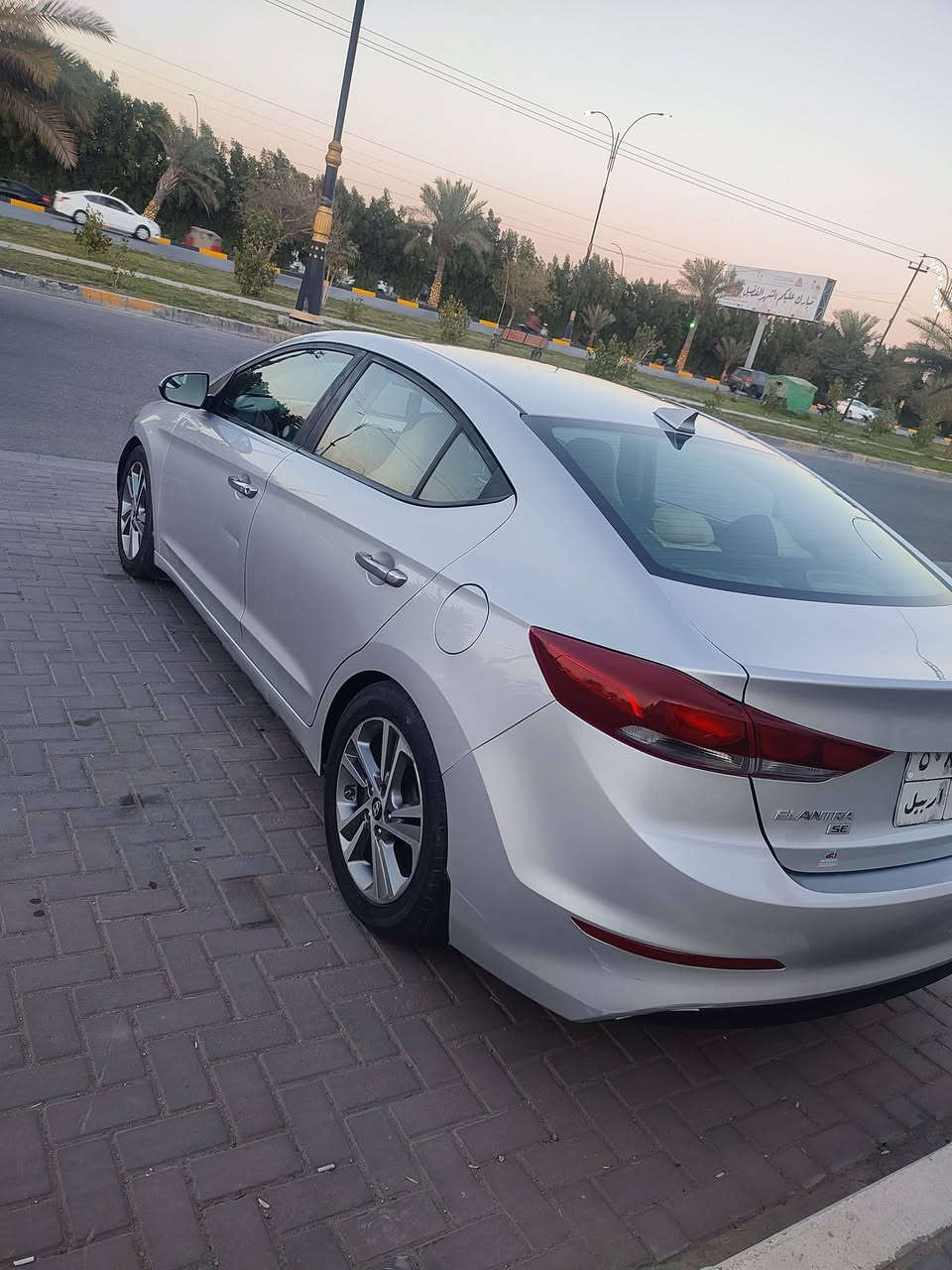 سلام عليكم النترا موديل 17 أمريكية
أربيل تحويل وكالة اني حاضر
حادث امريكا جاملغ وبنيد
وبالعراق العظيم قطعتين ونص صبغ اثر طخات بسيطه بدون دواخل
كير مكينه حداديه تبريد تتفئة تخم تاير مكفولات شرط الفحص
ملاحظه المكينة بيها خيط بخار بسيط جدا.
سعرها 103. جوه السوك
مكانها كربلاء استفسار
***********. ***********
