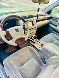 عندي غرفة ملكة رصاصي كامله على الاخير كشنات كهرباء بطاين عضمات تكم الد...