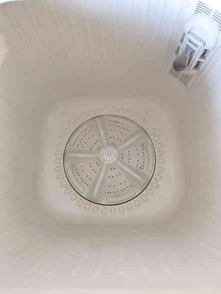 غسالة تكمة ٢٢ كيلو  ع فحص وضمان وي اشكال ترجع نضيفه  شغاله كل نقص مابيه
‏‪0781 090 0608‬‏   ‏‪0773 367 1776‬‏
