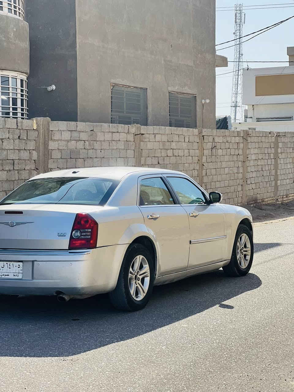 سلام عليكم بيع سريع اوباما2009كير ومحرك وحدادية كفاله تخم تاير جديد مال جناي جاهزه الاخير تبريد ثلج ⛄️ رقم واسط مشروع وطني سنويه ال2027 بيها مكانات صبغ السياره بسيطه 
السعرالشراي يتصل جدا مناسب
الاتصال***********
مامتواجد بلخاص 👆👆
مواصفات السياره 
نص فول غني عن التعريف
