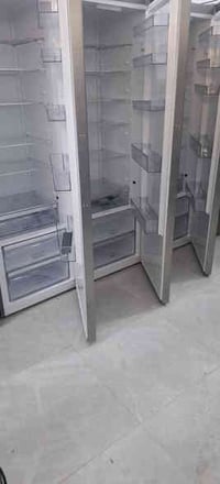 تتوفر لدينا بالات ماركات أصلية ثلاجات تك سايد تبريد خضروات وفواكه جملة...