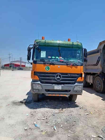 السلام عليكم اكتروز(44/41) موديل (2007)تخم تاير مقطوره ومقطونه مربوطه مشروع وطني بالسنويه بسم امداور ثاني يوم للاستفسار الاتصال على الرقم(***********) (***********)
