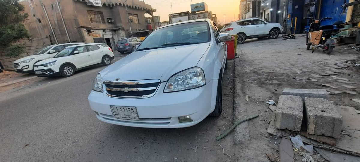 السلام عليكم اوبترة مديل 2011 سيارة جاهزة مكينه كير تبريد حدادية تخم تاير كلهة جاهزة والسيارة مكفوله كلهة بس مدكر امامي مبدل بيهة رقم بصرة سنويه مامنتهية والسعر 80 وبيهة مجال العنوان البصرة واي استفسار اتصل وانه خادم ***********
