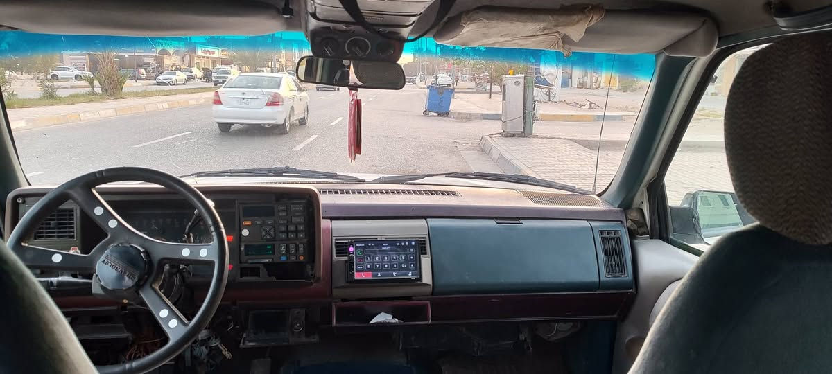 السلام عليكم نوع سوبر مان موديل ٩٤
مكينه ٣٥٠٠ وكير ٧٠٠
سياره ٥برغي السياره مشروع وطني تداور باي محافظه ملاحضه
كير ومكينه واكسن جديد حداديه ٦٠ بلميه 
تخم تأير نضيف السياره كله بلادي عنواني كربلاء 
سعر السياره ٣٠ ورقه وبيه مجال 
***********
غير متواجد ع نت
