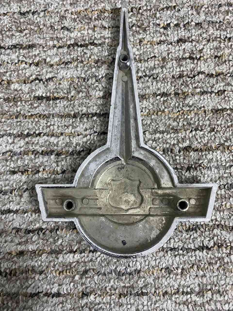 سلام عليكم ورحمة الله من رخصة الادمن غراض قديمة للبيع ***********
