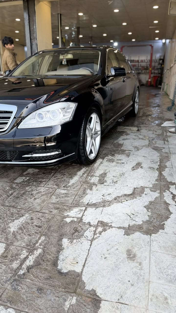 رمضان كريم على الجميع
مارسدس اس كلاس S500 خليجي كفالة موديل 2007 ماشية 169 كيلو محدث 2013 شرط بلادي القطع ادامة كاملة من كلشي صدر وكير ومكينة ودهون كلش جديدة السيارة الله شاهد فول مواصفات رادار ناظور كشنات منفصل تبريد منفصل 5 بردات بوب شفط بصمة بانوراما وبالخير على الياخذهة تحويل ثاني يوم سعرهة 185 وبيه مجال بسيط مكاني بغداد
***********
