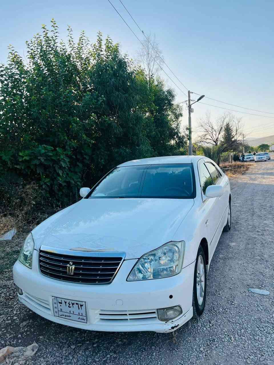 توێتا کراون شاهینە بۆ فرۆشتن
مۆدێل 2006
بچوک بەگەورە 180 
سێ دووگمە ساج سوور 
بێ بۆیاخ بەس شوێن مووس بۆیاخە
سەیارەکە سپۆرتە کراوە بەڕۆیاڵ
مەجموعەی سوکان لێکسزز
سەیارەکە تا حەز بکەی پاکو جوانە
سەیارەی ماڵانە یەک دینار مەسروفی تیا نییە
گێڕو مەکینەو ئەکسلی بەشەرتی فیتەر
تەبرید ساردو گەرم ئیشەکات
بەدوای نوقسانیا مەگەڕێ 
کۆدی بۆ کراوەو بەناوی خۆمانەوەیە
64معامەلەی برایانە
سەیارەی من نییە ژمارەی خاوەنی
 ***********
سەیدسادق حلبجة, السليمانية
