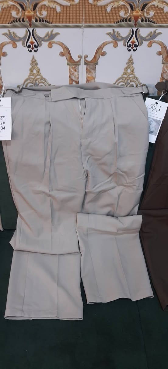 بناطيل قماش هاف 110 عدد 17 قطعه. ابيعهن شلع. اليفيدنه يتواصل خاص
متوفر توصيل جميع القياسات


**إذا كنت صاحب هذا الإعلان وتريد حذفه لأي سبب، رجاءا أرسل رسالة إلى الدعم الفني**