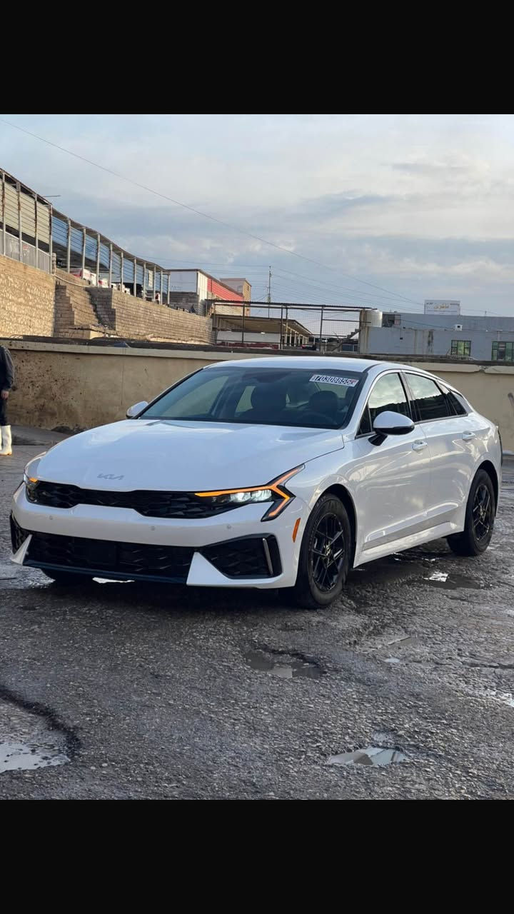 Kia K5 2025 الشكل الجديد
السعر 179ورقة 
9000 ميل الممشى
الضرر بونت صبغ فقط بدون دواخل
ايرباك ستيرن طاگ وراجع سستم
حجم المحرك 2500 المرغوب تنفس طبيعي 
الهاتف*********** موجود واتساب
السيارة تترقم شمالي أربيل, العراق
