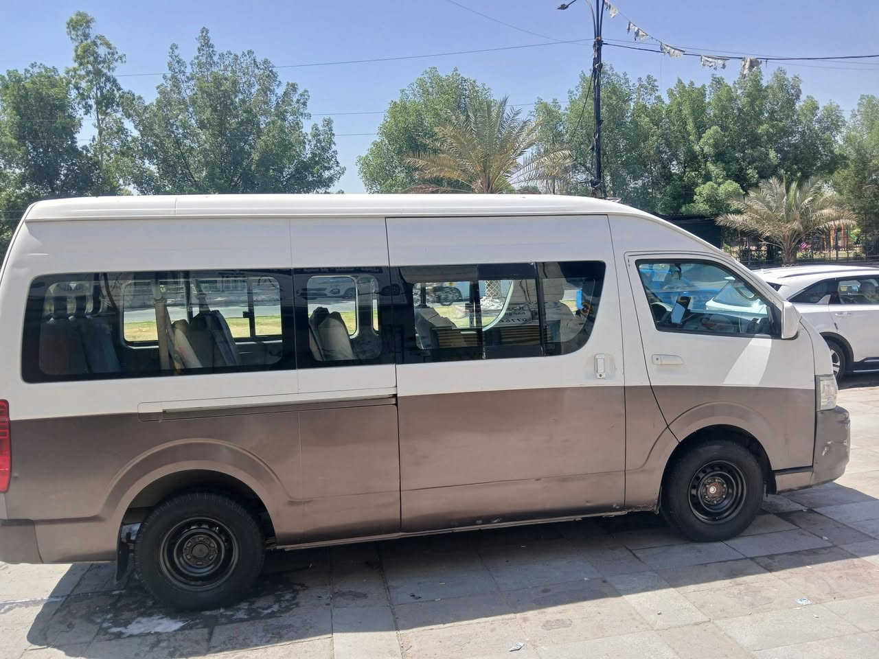 سيارة جنبي موديل ١٤ للبيع مكانها شعلة *********** رقمها بغداد انكليزي
