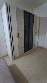غرفة بيضاء • غرفة سوداء • ميسان