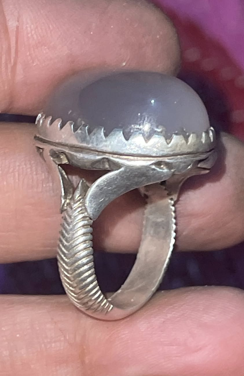 خاتم عقيق سمائي
45
السلام عليكم 
مكاني بغداد شارع حيفا أو بغداد الجديدة 
يوجد توصيل


**إذا كنت صاحب هذا الإعلان وتريد حذفه لأي سبب، رجاءا أرسل رسالة إلى الدعم الفني**