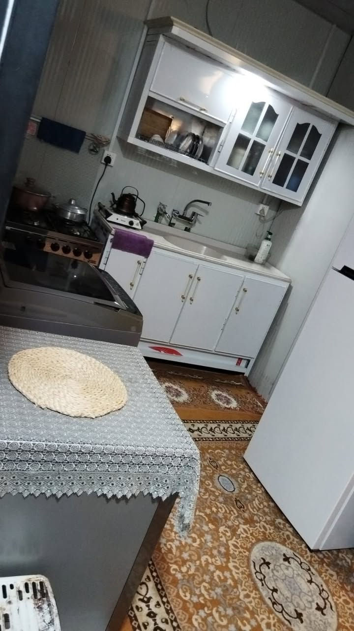 السلام عليكم 🏠 يوجد بيت لبيع مقابيل الجزيرة مساحته 50متر سندويج سعره 38مليون الاستفسار 📞 ***********
