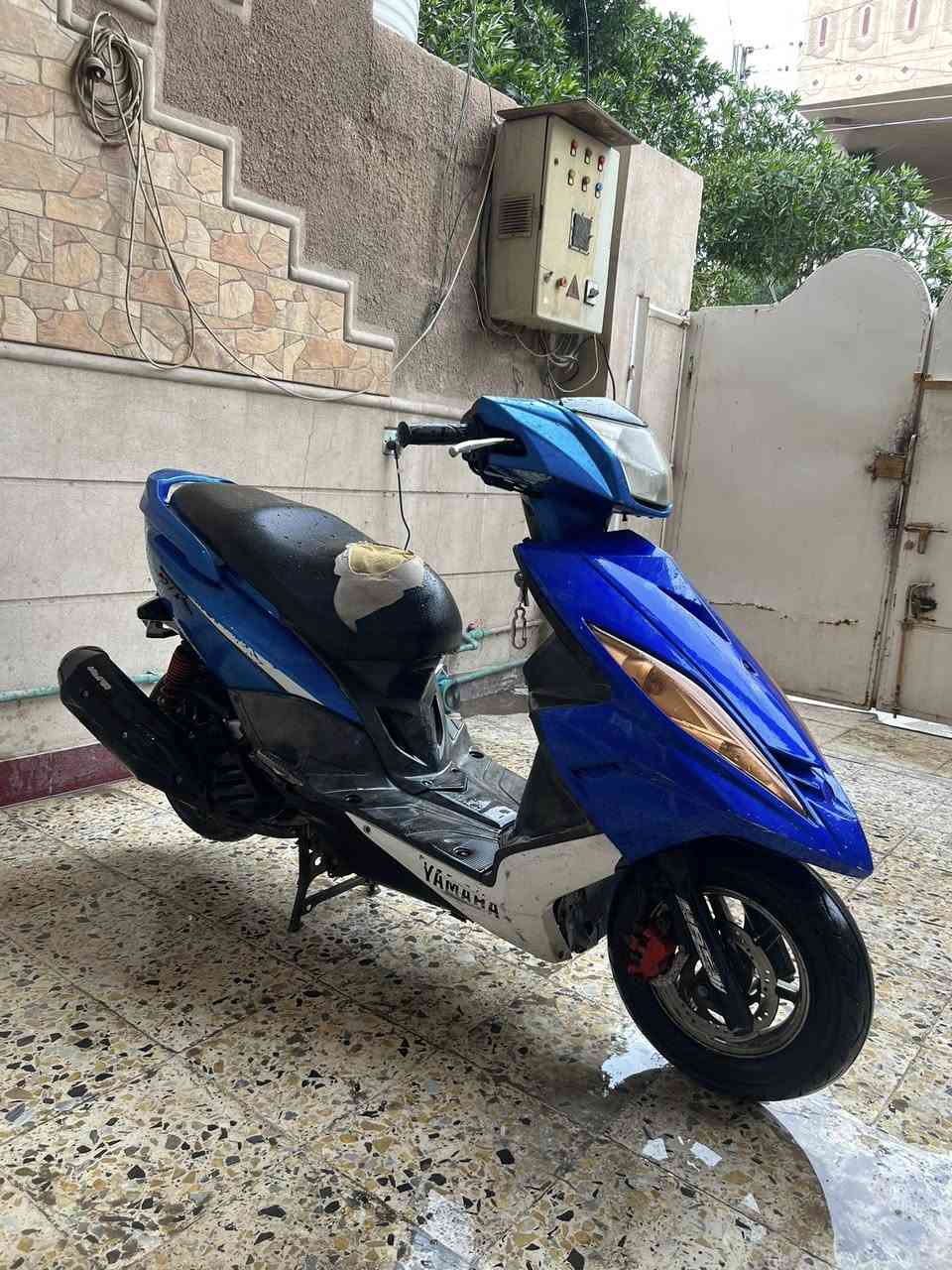 جيتي ار دراجه كامله اي نقص مابيها مكينه بلاديه كفراتها بلاديه شلعه معدل كهربائيات كلها شغاله اوراق كامله مابيها نقص سعر ٦٠٠بيها مجال كلش قليل مكلف بنشر صاحب دراجه ***********مكانها بغداد الشعله
