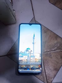 تكنو سبارك 8 اس • موبايل